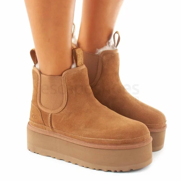 Ugg Neumel Logo Platform Chelsea booties in a size 6. Guaranteed authentic! - Picture 1 of 15